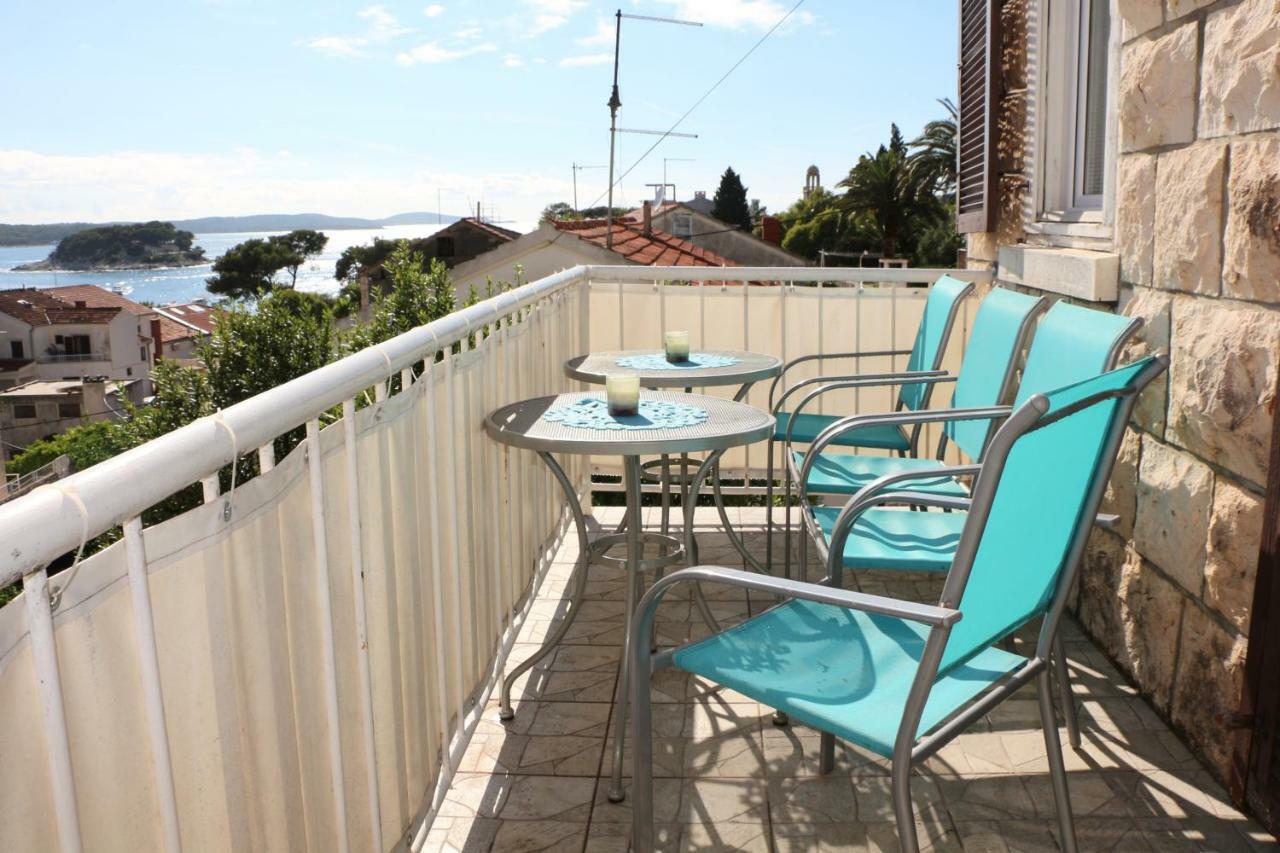 Apartment Mlacic Hvar Town Exterior foto